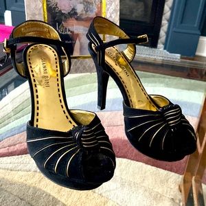 Gianni Bini suede sling backs. Worn once. Anti-slip. Size 6.5. Great condition.